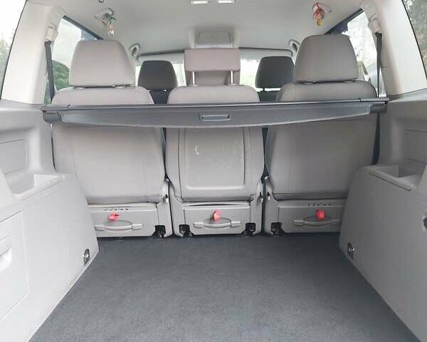 Сірий Фольксваген Туран, об'ємом двигуна 1.4 л та пробігом 232 тис. км за 7000 $, фото 39 на Automoto.ua