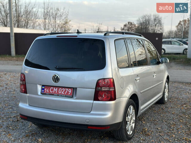 Серый Фольксваген Туран, объемом двигателя 1.6 л и пробегом 236 тыс. км за 8200 $, фото 18 на Automoto.ua