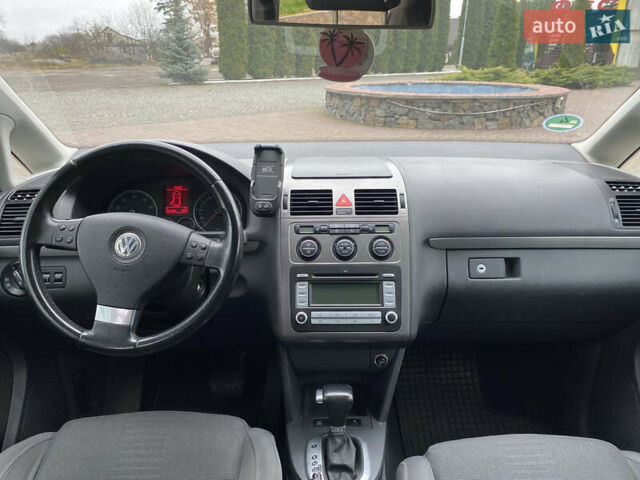 Сірий Фольксваген Туран, об'ємом двигуна 1.4 л та пробігом 187 тис. км за 7600 $, фото 6 на Automoto.ua