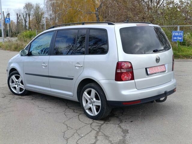 Сірий Фольксваген Туран, об'ємом двигуна 1.4 л та пробігом 227 тис. км за 5999 $, фото 4 на Automoto.ua