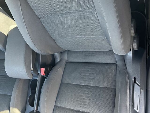 Серый Фольксваген Туран, объемом двигателя 1.4 л и пробегом 205 тыс. км за 6900 $, фото 9 на Automoto.ua