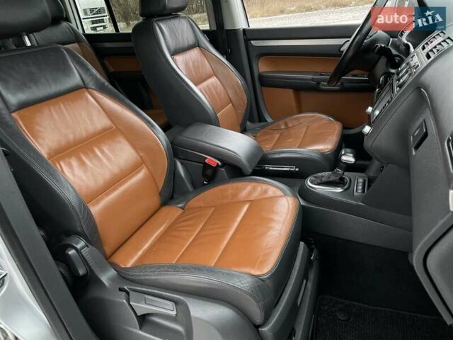 Серый Фольксваген Туран, объемом двигателя 1.4 л и пробегом 207 тыс. км за 8299 $, фото 39 на Automoto.ua