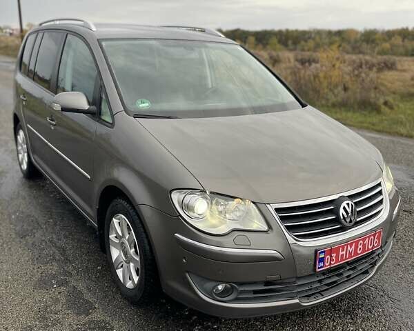 Сірий Фольксваген Туран, об'ємом двигуна 1.4 л та пробігом 205 тис. км за 6950 $, фото 3 на Automoto.ua