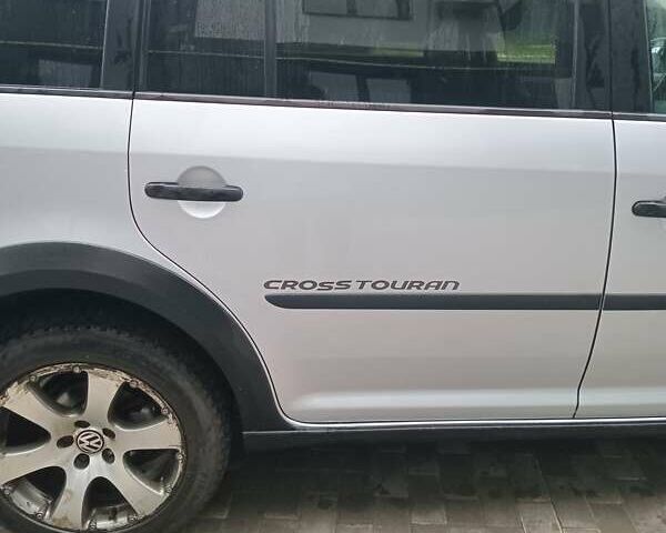 Сірий Фольксваген Туран, об'ємом двигуна 1.4 л та пробігом 255 тис. км за 7200 $, фото 3 на Automoto.ua