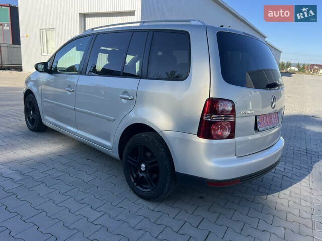 Серый Фольксваген Туран, объемом двигателя 1.4 л и пробегом 235 тыс. км за 7450 $, фото 6 на Automoto.ua