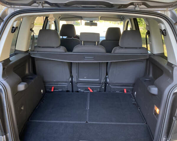 Сірий Фольксваген Туран, об'ємом двигуна 1.9 л та пробігом 238 тис. км за 8750 $, фото 24 на Automoto.ua