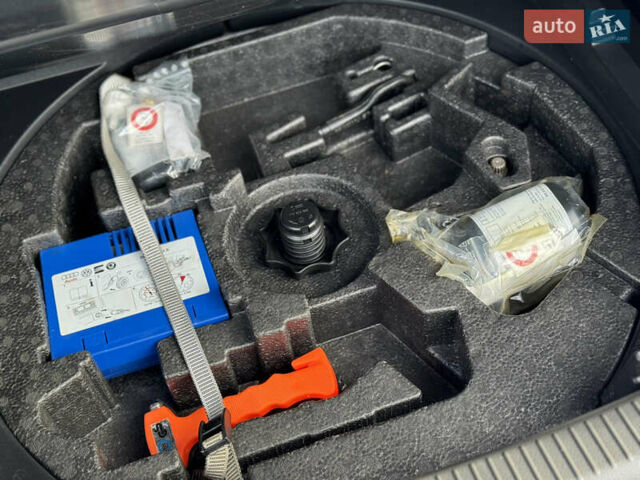 Сірий Фольксваген Туран, об'ємом двигуна 1.4 л та пробігом 197 тис. км за 7690 $, фото 50 на Automoto.ua