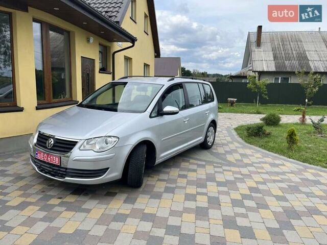 Сірий Фольксваген Туран, об'ємом двигуна 1.39 л та пробігом 204 тис. км за 7100 $, фото 1 на Automoto.ua