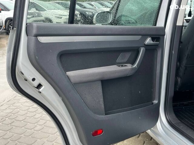 Серый Фольксваген Туран, объемом двигателя 1.4 л и пробегом 256 тыс. км за 7490 $, фото 11 на Automoto.ua