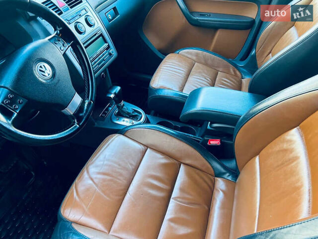 Сірий Фольксваген Туран, об'ємом двигуна 1.9 л та пробігом 200 тис. км за 8500 $, фото 29 на Automoto.ua
