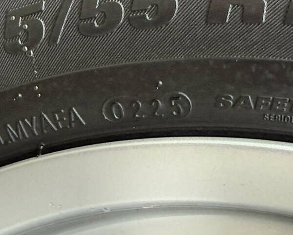 Серый Фольксваген Туран, объемом двигателя 1.6 л и пробегом 174 тыс. км за 7550 $, фото 65 на Automoto.ua