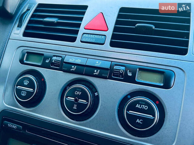 Сірий Фольксваген Туран, об'ємом двигуна 1.9 л та пробігом 200 тис. км за 8500 $, фото 24 на Automoto.ua