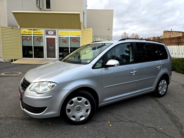 Сірий Фольксваген Туран, об'ємом двигуна 1.4 л та пробігом 190 тис. км за 6800 $, фото 6 на Automoto.ua