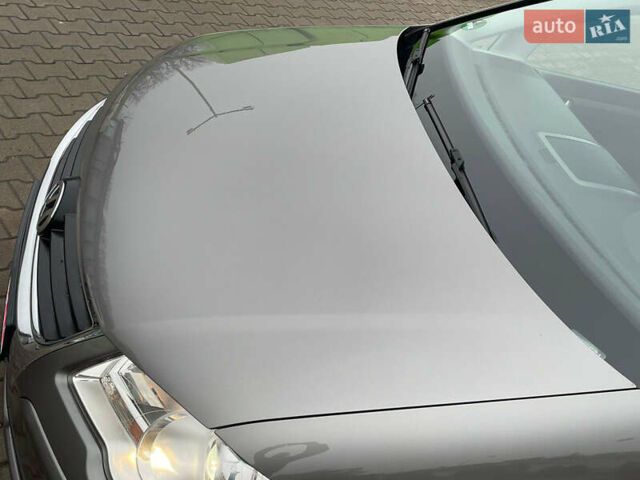 Серый Фольксваген Туран, объемом двигателя 1.6 л и пробегом 196 тыс. км за 8999 $, фото 70 на Automoto.ua