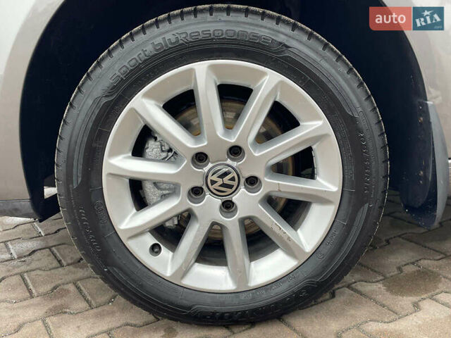 Серый Фольксваген Туран, объемом двигателя 1.6 л и пробегом 196 тыс. км за 8999 $, фото 114 на Automoto.ua