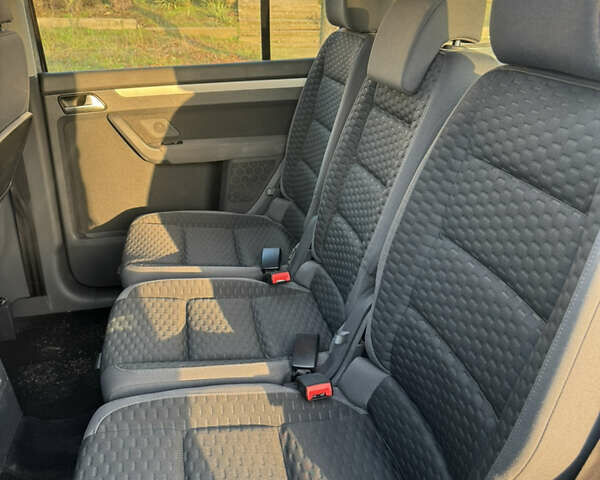 Сірий Фольксваген Туран, об'ємом двигуна 1.6 л та пробігом 191 тис. км за 7700 $, фото 9 на Automoto.ua