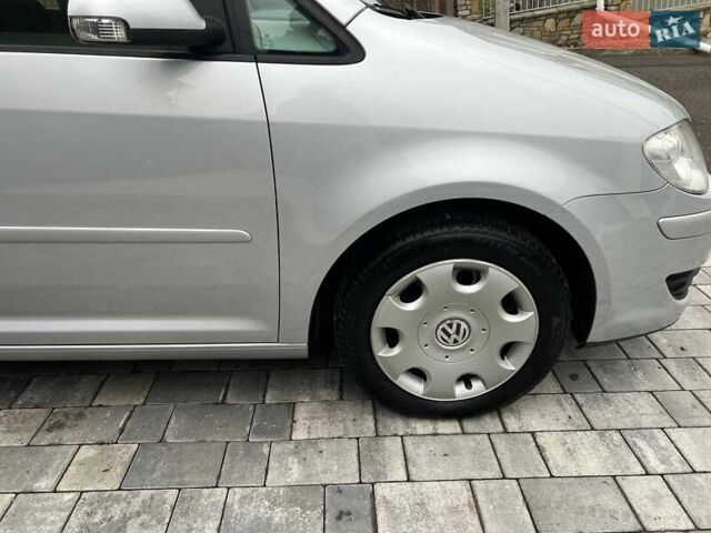 Серый Фольксваген Туран, объемом двигателя 1.6 л и пробегом 198 тыс. км за 8399 $, фото 37 на Automoto.ua