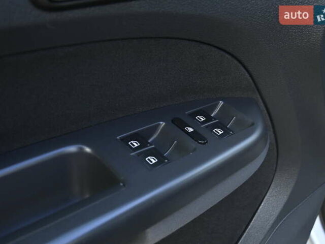 Сірий Фольксваген Туран, об'ємом двигуна 2 л та пробігом 190 тис. км за 9500 $, фото 21 на Automoto.ua