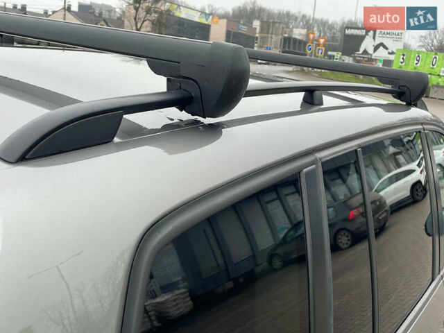 Серый Фольксваген Туран, объемом двигателя 1.6 л и пробегом 196 тыс. км за 8999 $, фото 106 на Automoto.ua