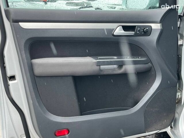 Серый Фольксваген Туран, объемом двигателя 1.4 л и пробегом 256 тыс. км за 7490 $, фото 20 на Automoto.ua