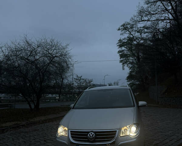 Сірий Фольксваген Туран, об'ємом двигуна 1.39 л та пробігом 182 тис. км за 7950 $, фото 46 на Automoto.ua