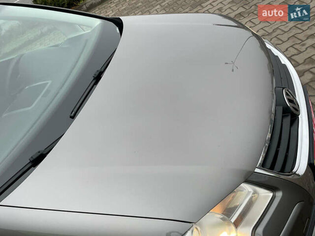 Серый Фольксваген Туран, объемом двигателя 1.6 л и пробегом 196 тыс. км за 8999 $, фото 77 на Automoto.ua