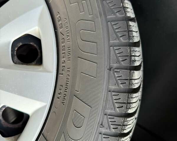 Сірий Фольксваген Туран, об'ємом двигуна 1.4 л та пробігом 202 тис. км за 6800 $, фото 16 на Automoto.ua