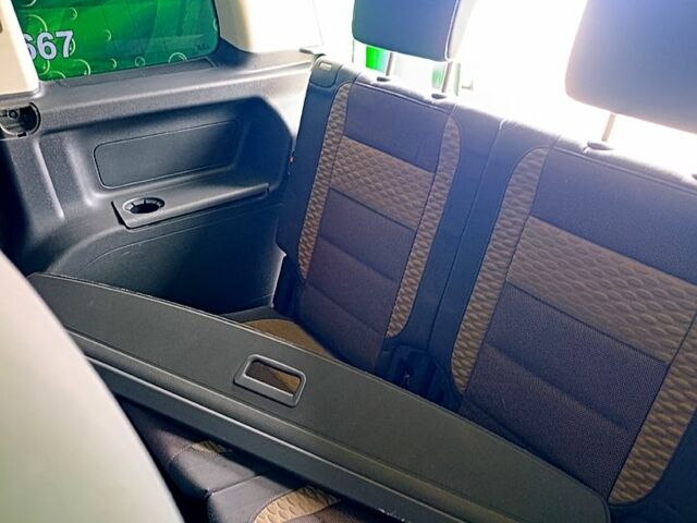 Серый Фольксваген Туран, объемом двигателя 1.4 л и пробегом 211 тыс. км за 9700 $, фото 13 на Automoto.ua