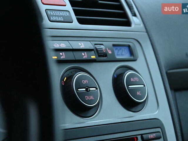 Сірий Фольксваген Туран, об'ємом двигуна 2 л та пробігом 190 тис. км за 9500 $, фото 39 на Automoto.ua