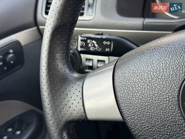 Сірий Фольксваген Туран, об'ємом двигуна 1.4 л та пробігом 197 тис. км за 7690 $, фото 45 на Automoto.ua