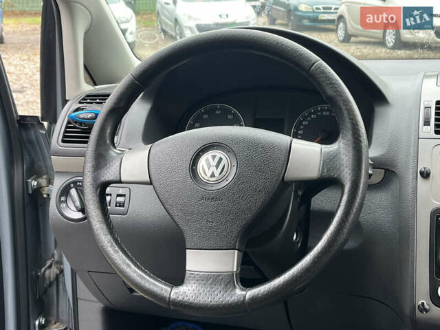 Сірий Фольксваген Туран, об'ємом двигуна 1.4 л та пробігом 197 тис. км за 7600 $, фото 14 на Automoto.ua
