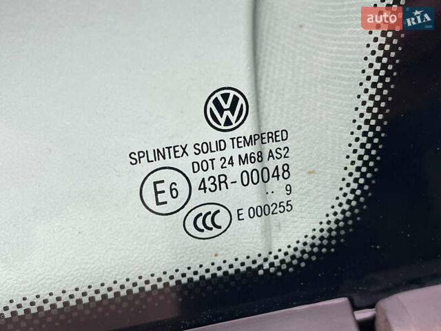 Серый Фольксваген Туран, объемом двигателя 1.6 л и пробегом 196 тыс. км за 8999 $, фото 137 на Automoto.ua