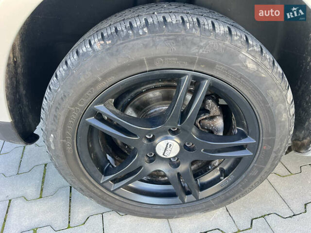 Серый Фольксваген Туран, объемом двигателя 1.4 л и пробегом 235 тыс. км за 7450 $, фото 13 на Automoto.ua