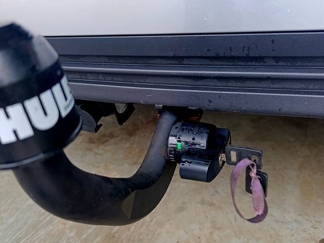 Серый Фольксваген Туран, объемом двигателя 1.4 л и пробегом 211 тыс. км за 9700 $, фото 6 на Automoto.ua