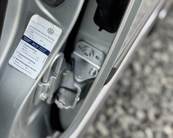 Сірий Фольксваген Туран, об'ємом двигуна 1.4 л та пробігом 197 тис. км за 7690 $, фото 52 на Automoto.ua