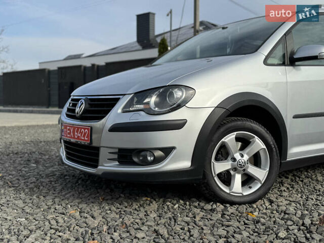 Сірий Фольксваген Туран, об'ємом двигуна 1.4 л та пробігом 197 тис. км за 7690 $, фото 9 на Automoto.ua