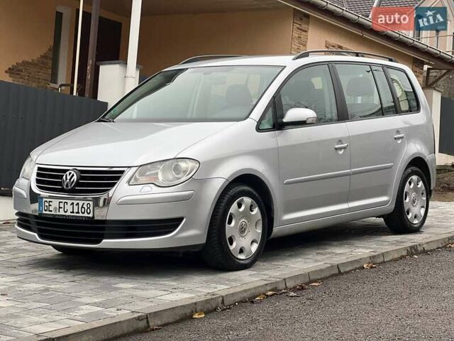 Серый Фольксваген Туран, объемом двигателя 1.6 л и пробегом 198 тыс. км за 8399 $, фото 12 на Automoto.ua