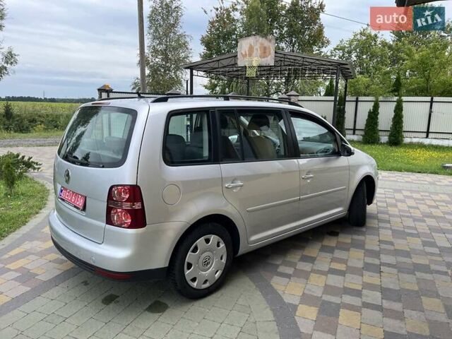 Сірий Фольксваген Туран, об'ємом двигуна 1.39 л та пробігом 204 тис. км за 7100 $, фото 3 на Automoto.ua