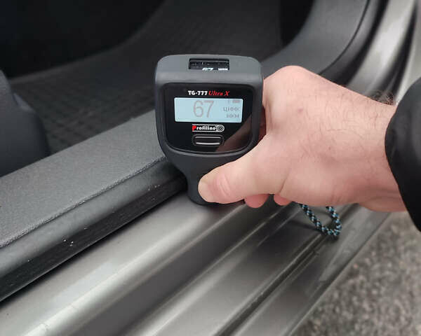 Серый Фольксваген Туран, объемом двигателя 1.6 л и пробегом 196 тыс. км за 8999 $, фото 45 на Automoto.ua