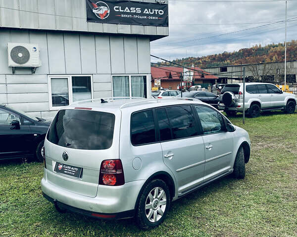 Сірий Фольксваген Туран, об'ємом двигуна 1.9 л та пробігом 200 тис. км за 8500 $, фото 6 на Automoto.ua