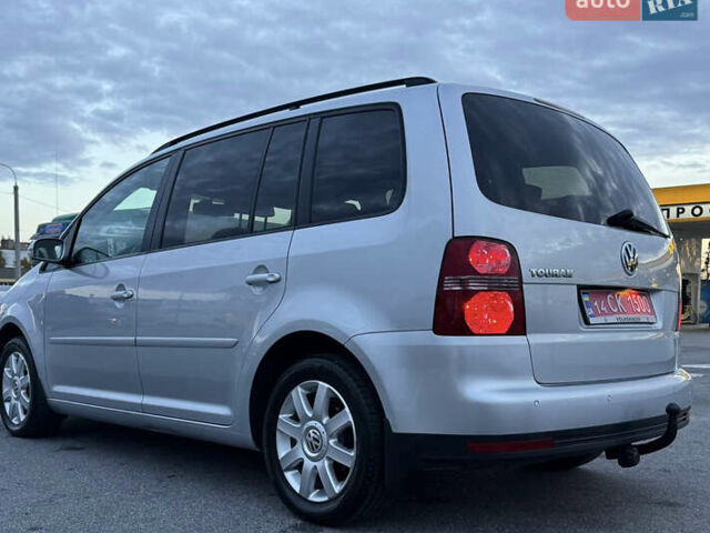 Сірий Фольксваген Туран, об'ємом двигуна 1.6 л та пробігом 212 тис. км за 8499 $, фото 10 на Automoto.ua