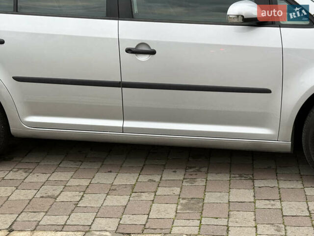 Серый Фольксваген Туран, объемом двигателя 1.6 л и пробегом 174 тыс. км за 7550 $, фото 19 на Automoto.ua