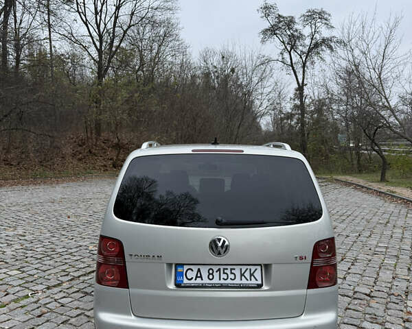 Сірий Фольксваген Туран, об'ємом двигуна 1.39 л та пробігом 182 тис. км за 7950 $, фото 7 на Automoto.ua