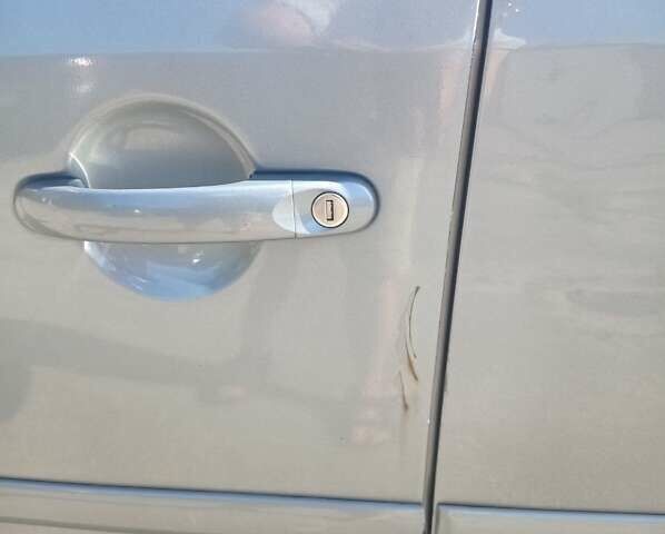 Серый Фольксваген Туран, объемом двигателя 1.6 л и пробегом 195 тыс. км за 8000 $, фото 18 на Automoto.ua