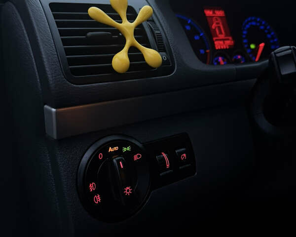 Сірий Фольксваген Туран, об'ємом двигуна 1.39 л та пробігом 182 тис. км за 7950 $, фото 41 на Automoto.ua