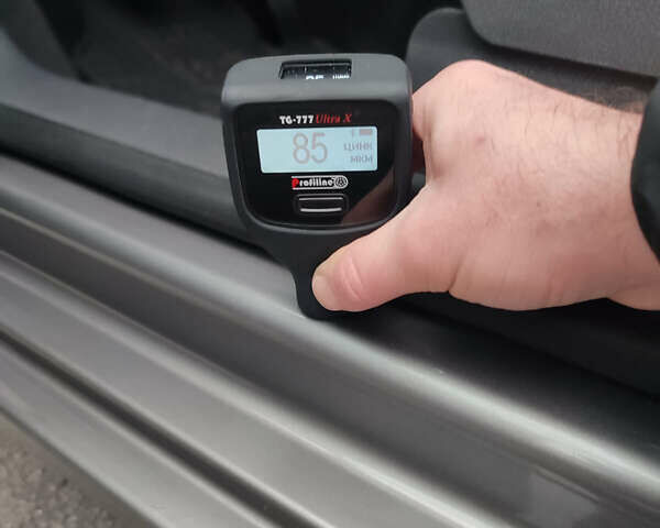 Серый Фольксваген Туран, объемом двигателя 1.6 л и пробегом 196 тыс. км за 8999 $, фото 50 на Automoto.ua