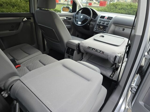 Сірий Фольксваген Туран, об'ємом двигуна 1.4 л та пробігом 190 тис. км за 6800 $, фото 14 на Automoto.ua