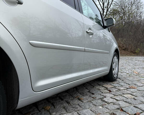 Сірий Фольксваген Туран, об'ємом двигуна 1.39 л та пробігом 182 тис. км за 7950 $, фото 12 на Automoto.ua