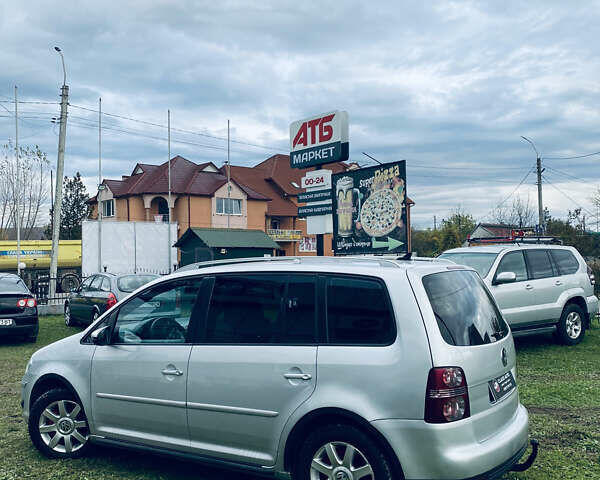 Сірий Фольксваген Туран, об'ємом двигуна 1.9 л та пробігом 200 тис. км за 8500 $, фото 12 на Automoto.ua