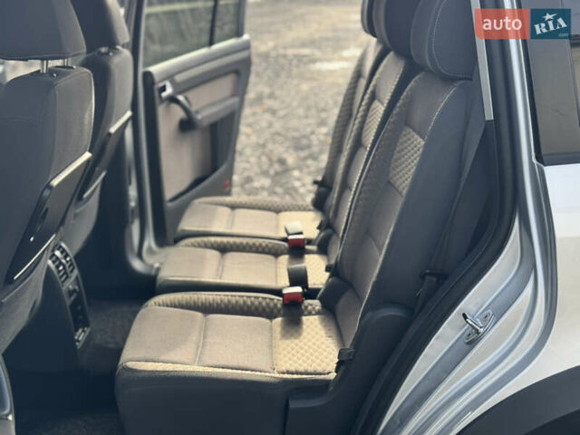 Сірий Фольксваген Туран, об'ємом двигуна 1.4 л та пробігом 197 тис. км за 7690 $, фото 29 на Automoto.ua